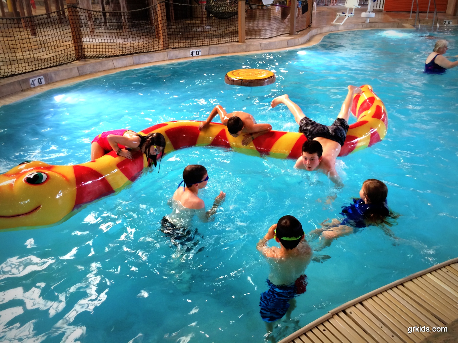 Is Traverse City's Great Wolf Lodge Worth the Trip? Kids Unanimously ...