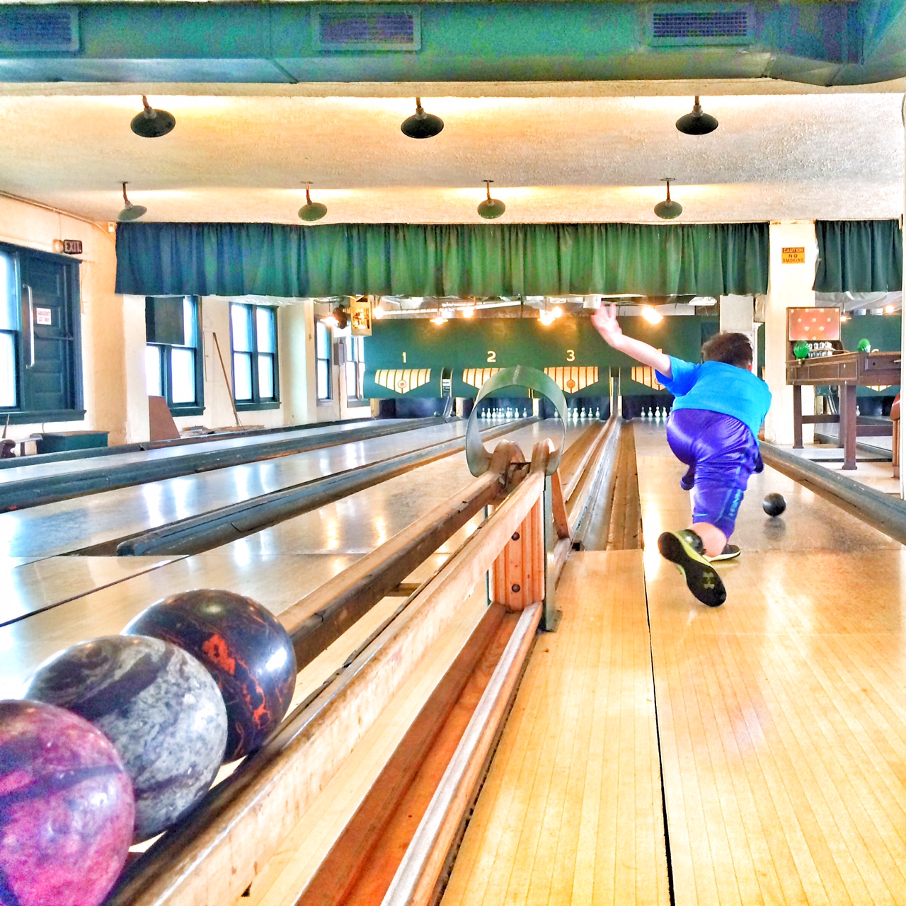 things to do with kids in indianapolis - Atomic Duckpin Bowling
