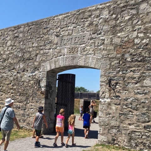 Old Fort Erie Niagara falls with Kids 