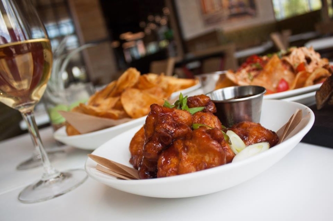 My 40 Favorite Date Night Restaurants In Grand Rapids Grkids Grand Rapids Date Night Restaurants