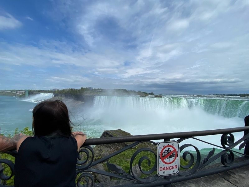 Queen Street a good fit for Niagara Falls Clothing Exchange