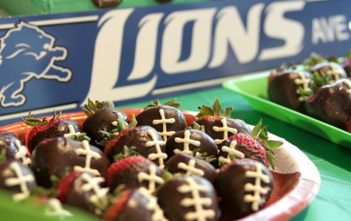 How To Throw An Nfl Football Themed Birthday Party Grkids Com