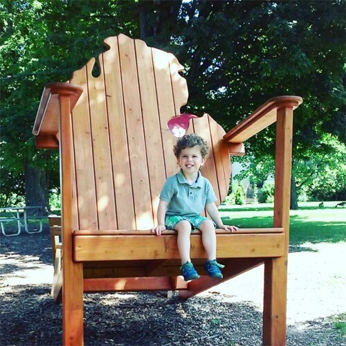 Favorite West Michigan Instagram Spots Robinettes Giant MI Chair 1