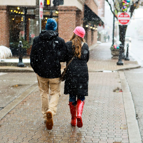 Downtown HOlland Holiday Shopping couple date