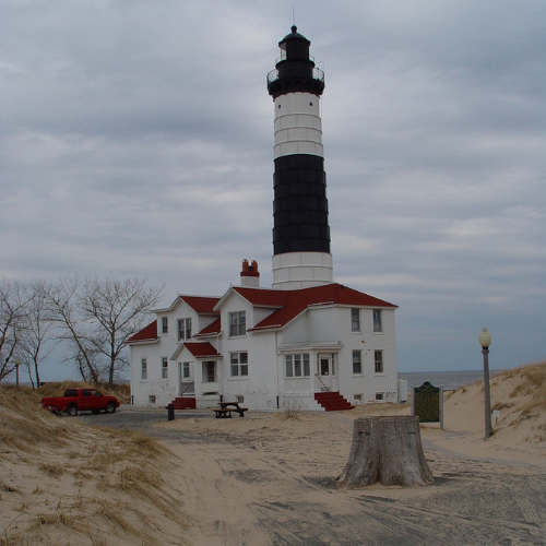 michigan volunteer lighthouse keeper