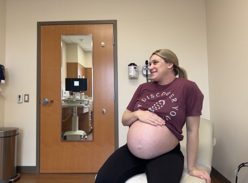 Choosing An Obgyn Pregnant Woman In Office Jean