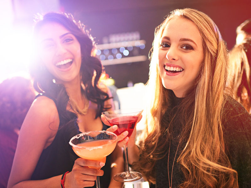 girls night out women in a bar