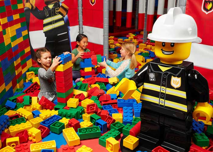Legoland feature image kids in play structure