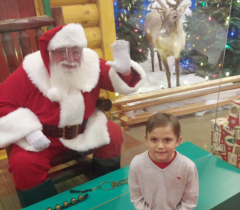 Cabela's Santa Free Photos & Santa Visits Return for 2023 How to Get