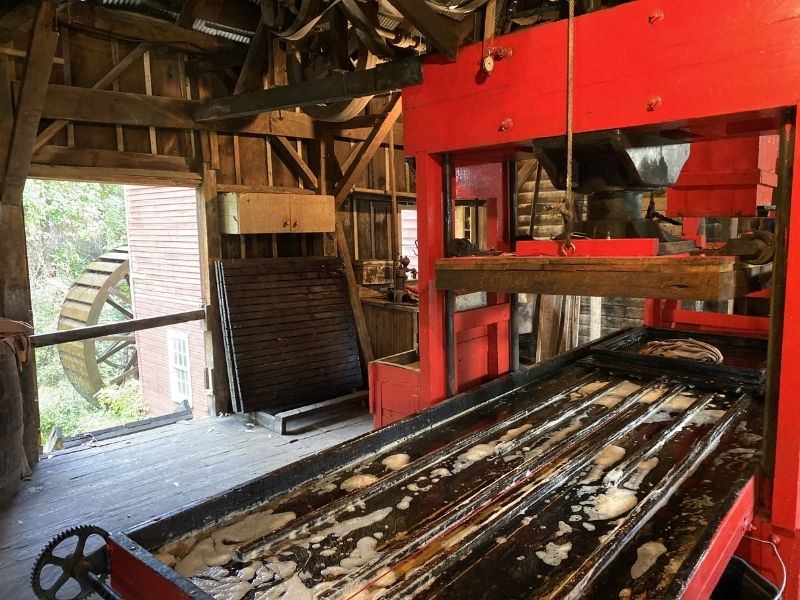 historic bowens mills cider press