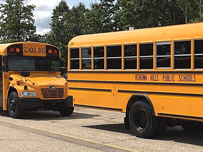 Kenowa Hills Public Schools Asks Parents To Switch Kids To Remote Learning To Leave More Room In Classrooms For Social Distancing Grkids Com