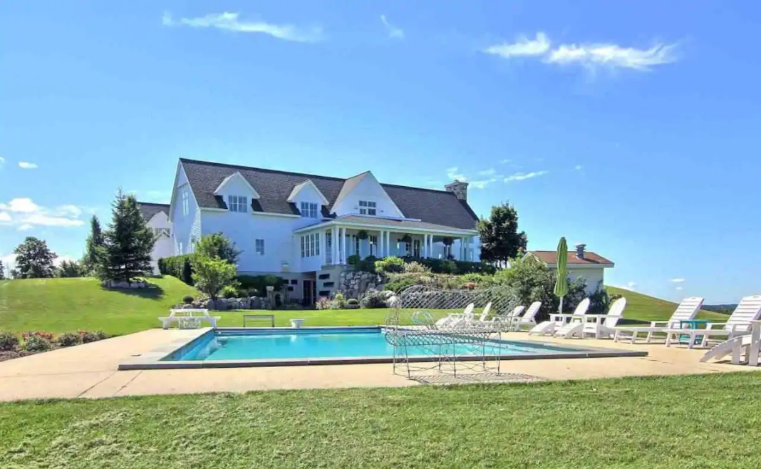 suttons bay pool house rental