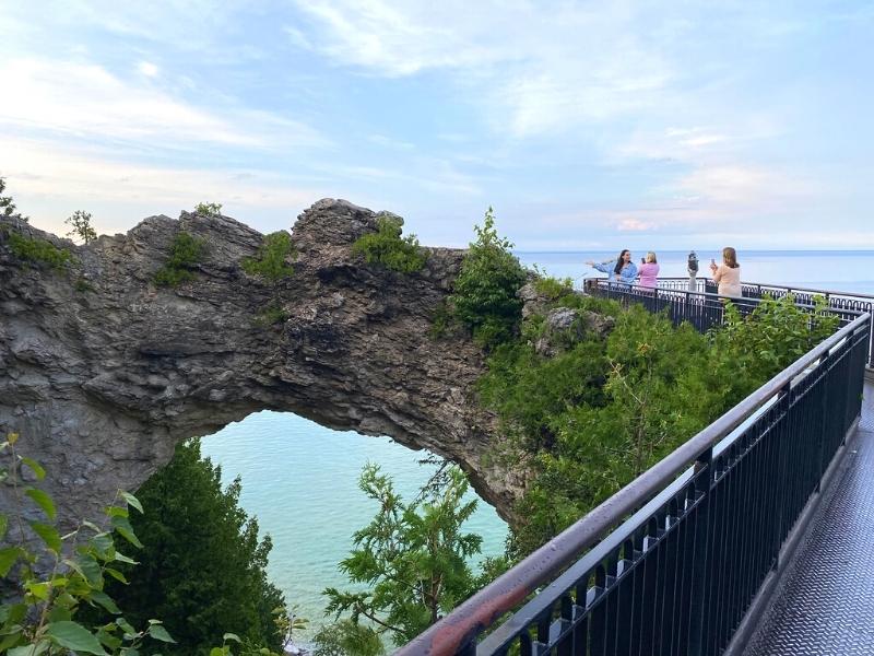 things to do on mackinac island arch rock overlook