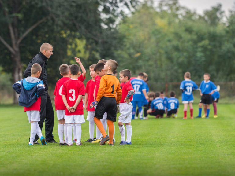 Grand Rapids Soccer 20+ Places to Find Clubs, Teams & Camps for Kids