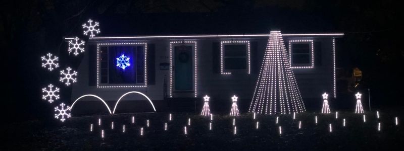 The North Cole Holiday Light Show Wyoming MI 3724 Perry Ave SW