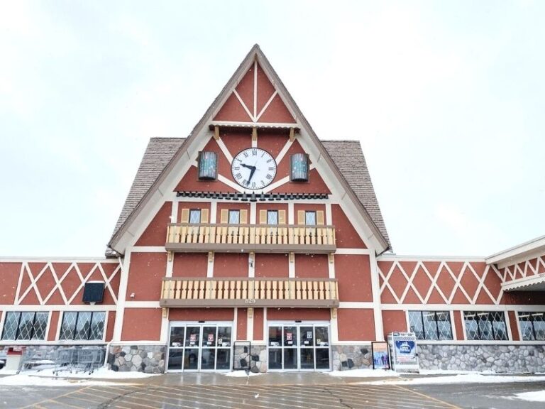 Otsego Resort Don't Miss this Vintage, Timeless Ski Experience in