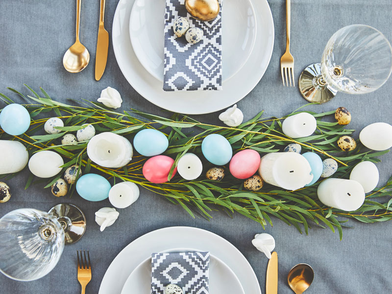 Easter Brunch table setting