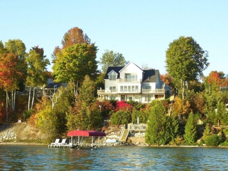 Torch Lake Michigan Guide Sand Bars, Snack Boats & Unmatched Fun