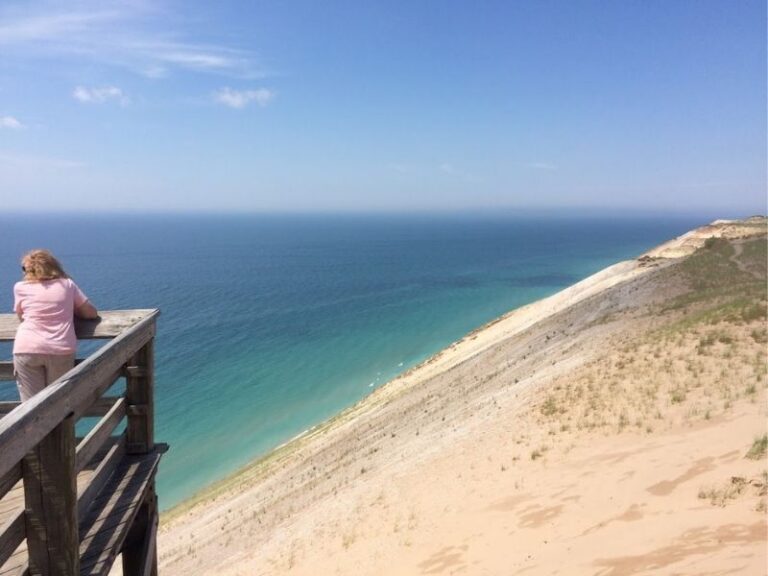 Sleeping-Bear-Dunes-Lake-Michigan-Overlook-Pierce-Stocking-Drive