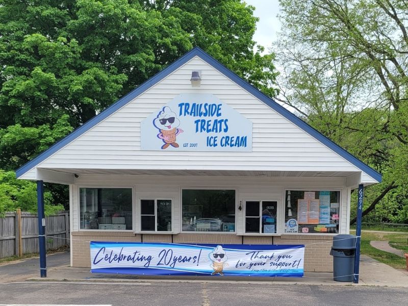 Trailside Treats Ice Cream Shop Belmont M