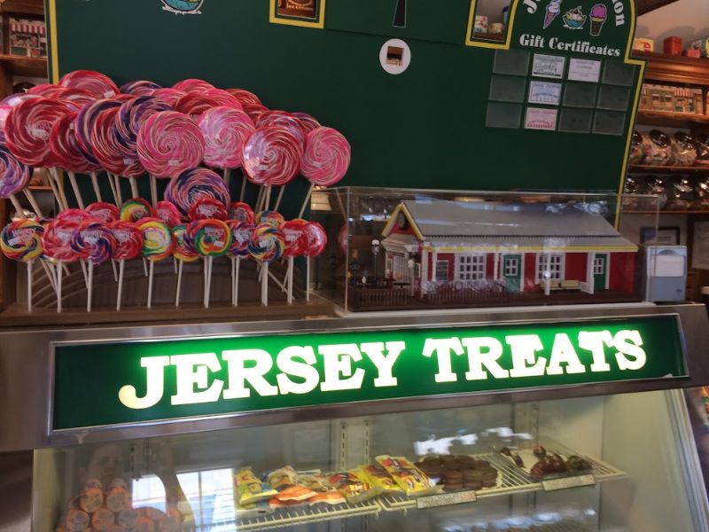 jersey junction ice cream shop grand rapids