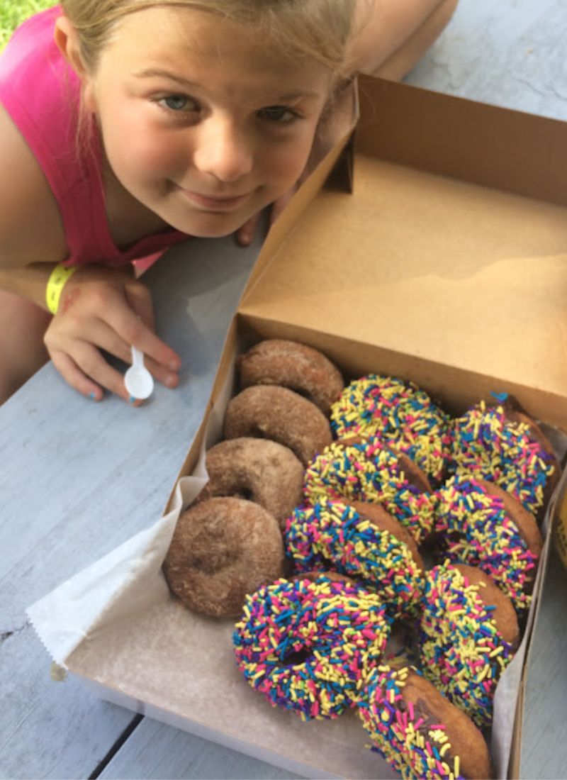 Robinette's Donuts