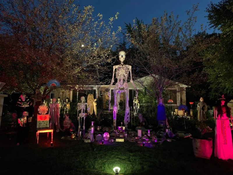 Halloween display 2022 1784 Redwood Dr Jenison