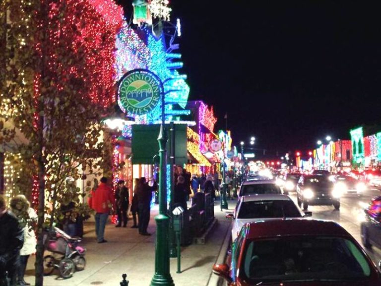 Michigan's 9 Most Enchanting Christmas Markets & Other Holiday Events