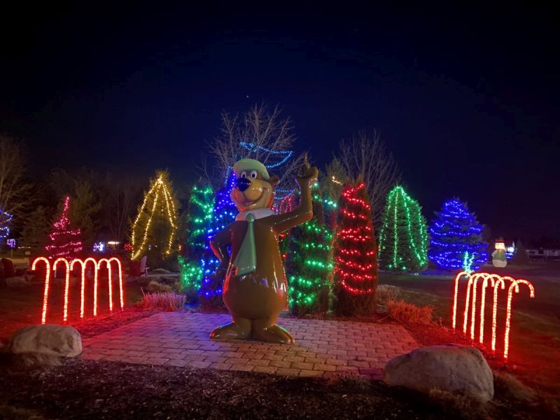 Jellystone Christmas in the Park drive through christmas lights