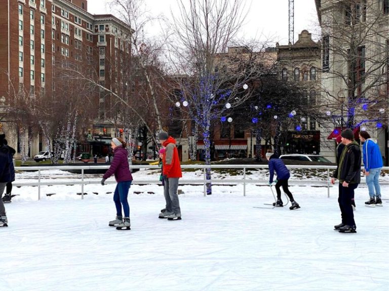 Rosa Parks Circle Ice Skating 2022-23: Reservations &amp; Walk-Up Skating Available - grkids.com