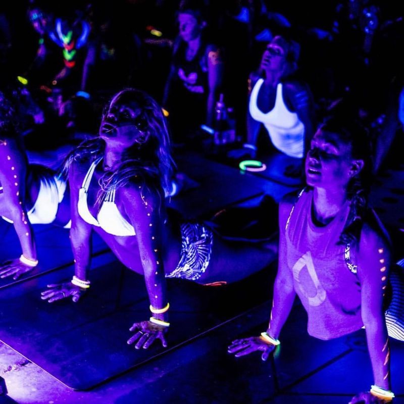 Sweatnet Blacklight Yoga