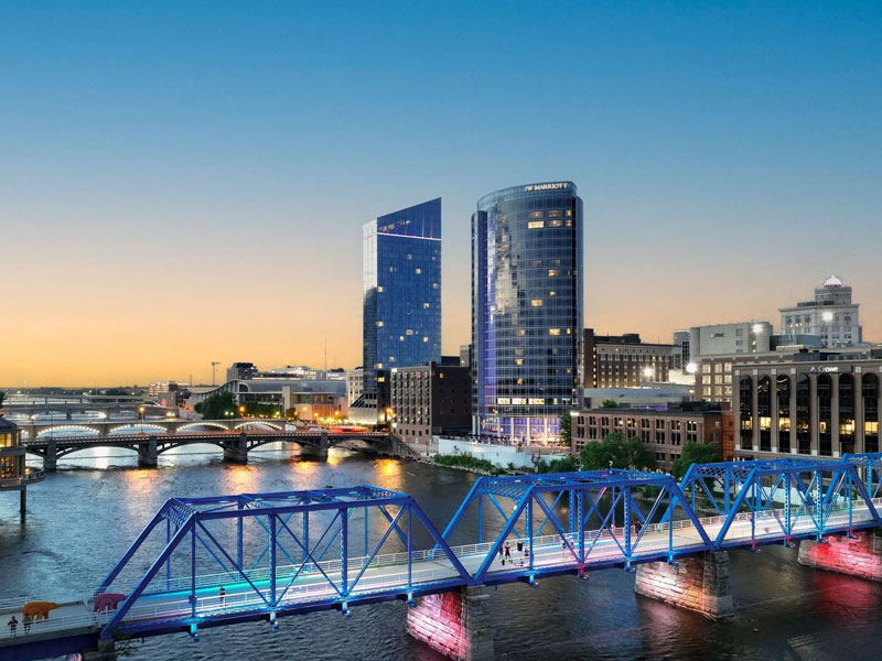 JW-Marriott-Grand-Rapids-Grand-River-Blue-Bridge