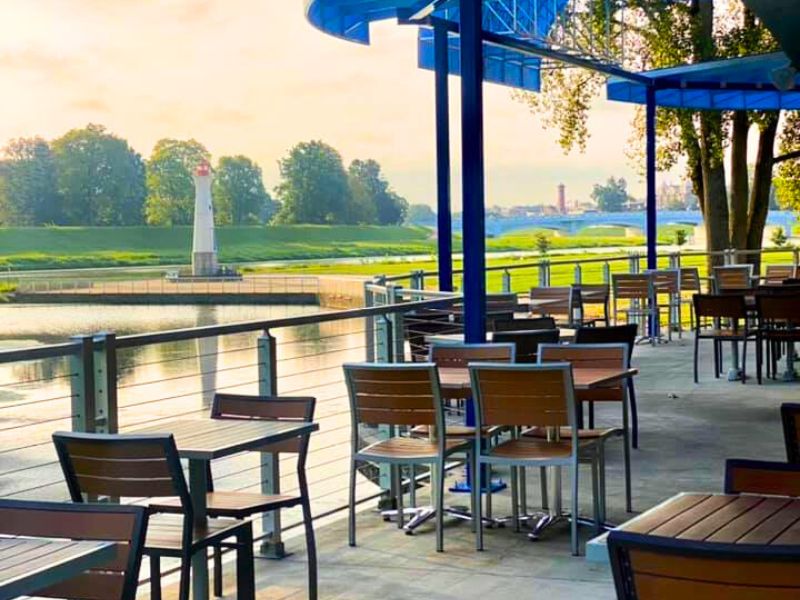 Smith's Boathouse Restaurant at Treasure Island Park