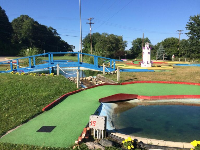 14 Exciting Putt Putt Golf Courses, Go Karts, Zip Lines & Other Thrills ...