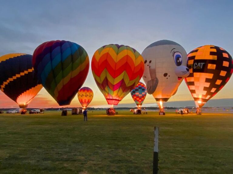 2025 Battle Creek Field of Flight Hot Air Balloon Festival Lights Up