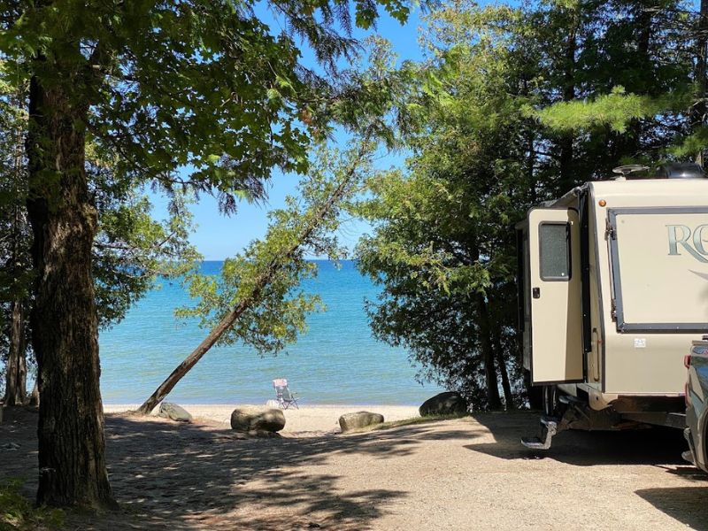 Fisherman's Island State Park - Campgrounds in Michigan