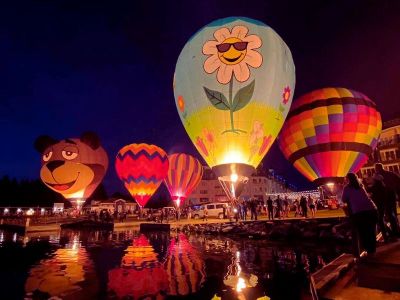 hot air balloon festivals : Balloons Over Bay Harbor Michigan Balloon Festival