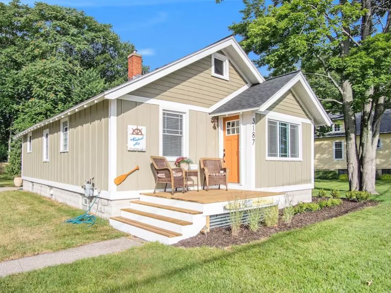 Lake View Cottage Muskegon state park VRBO