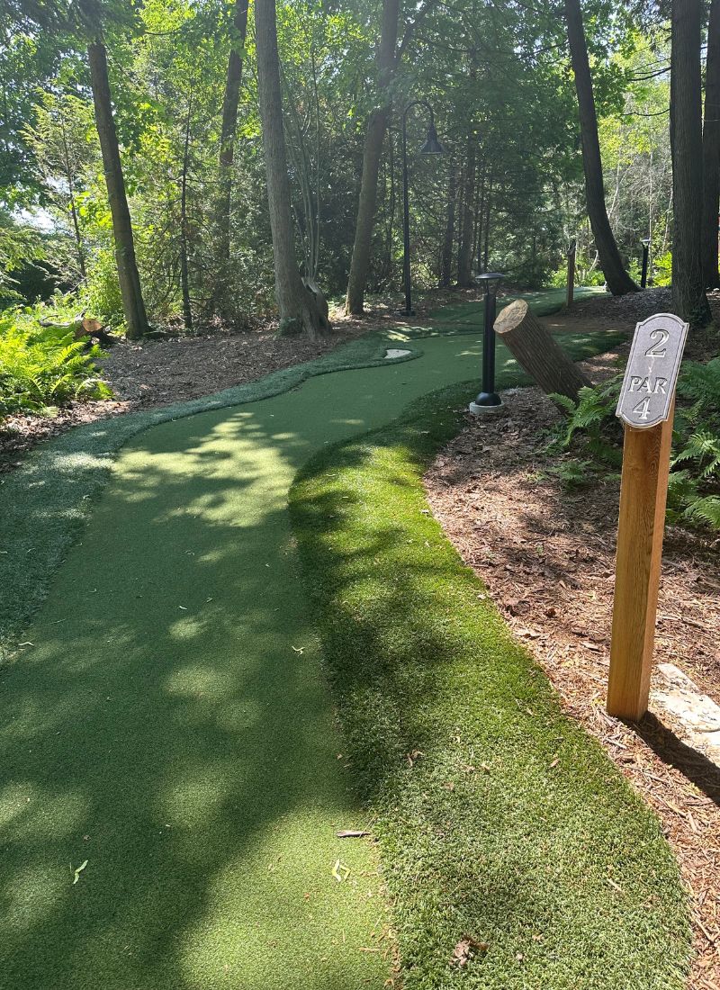 Miniature-Golf-at-Grand-Hotel-Grand-Hotel-Mackinac-Island