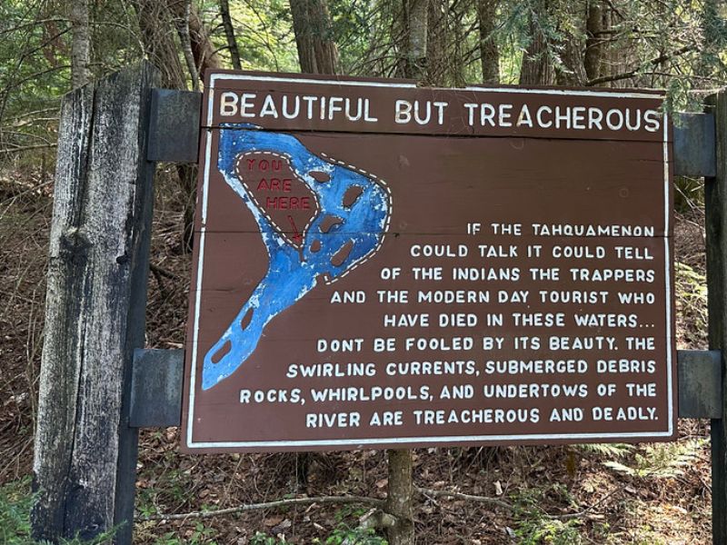 Tahquamenon Falls State Park Beatiful but treacherous sign