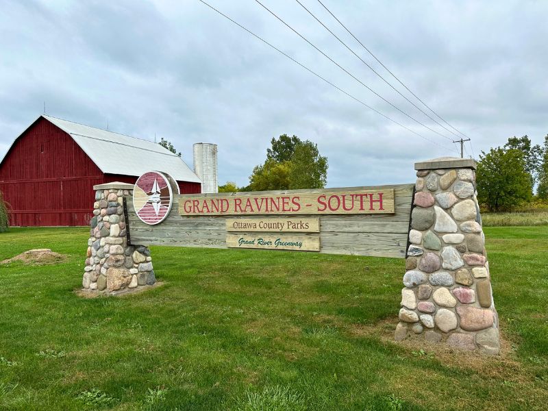 Grand Ravines South entrance sign