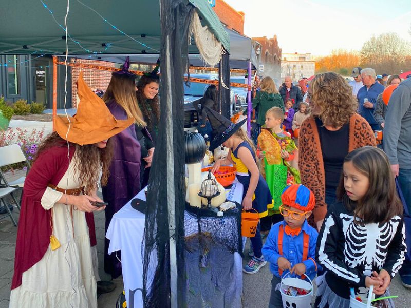 80+ Trunk Pumpkin Prowl in Downtown Ada is Friday Show Up for Candy