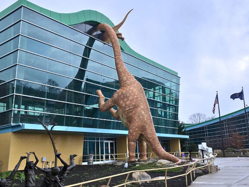 Indianapolis Children's Museum Dinosaur Exterior
