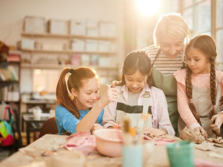 Amazing Art Classes for Kids in Grand Rapids 2024 Explore Drawing, Painting, Pottery & More