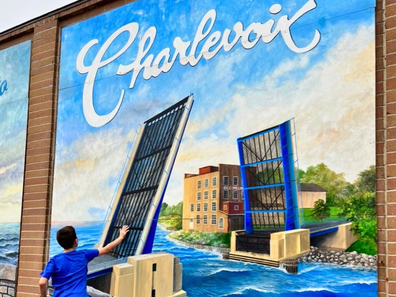 places to visit in charlevoix michigan