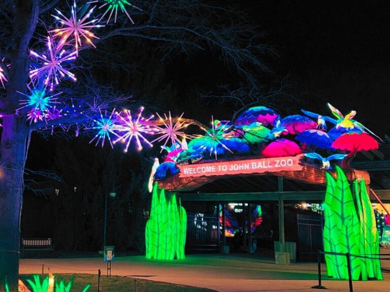 Grand Rapids Lantern Festival Returns to John Ball Zoo for 2025