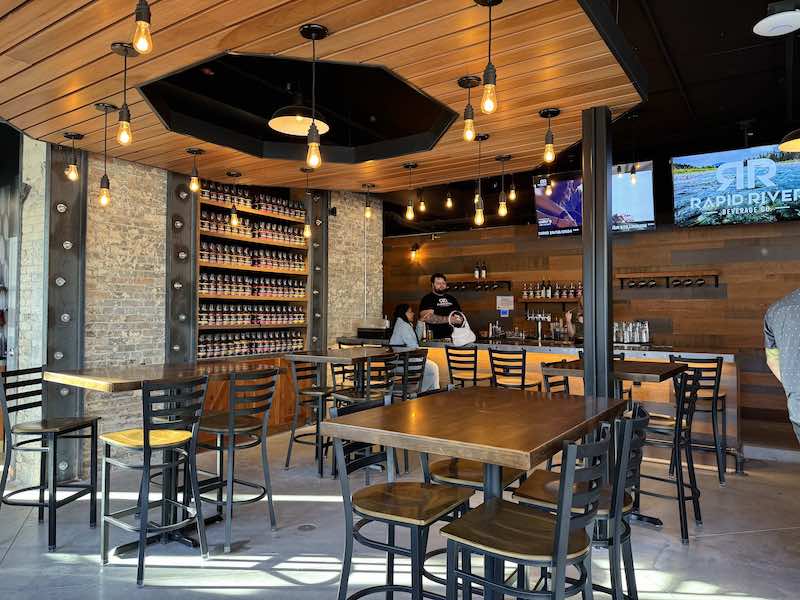 rapids river stillhouse bar