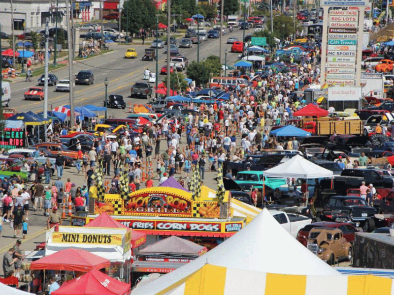 28th St Metro Cruise Grand Rapids - Image courtesy of Metro Cruise