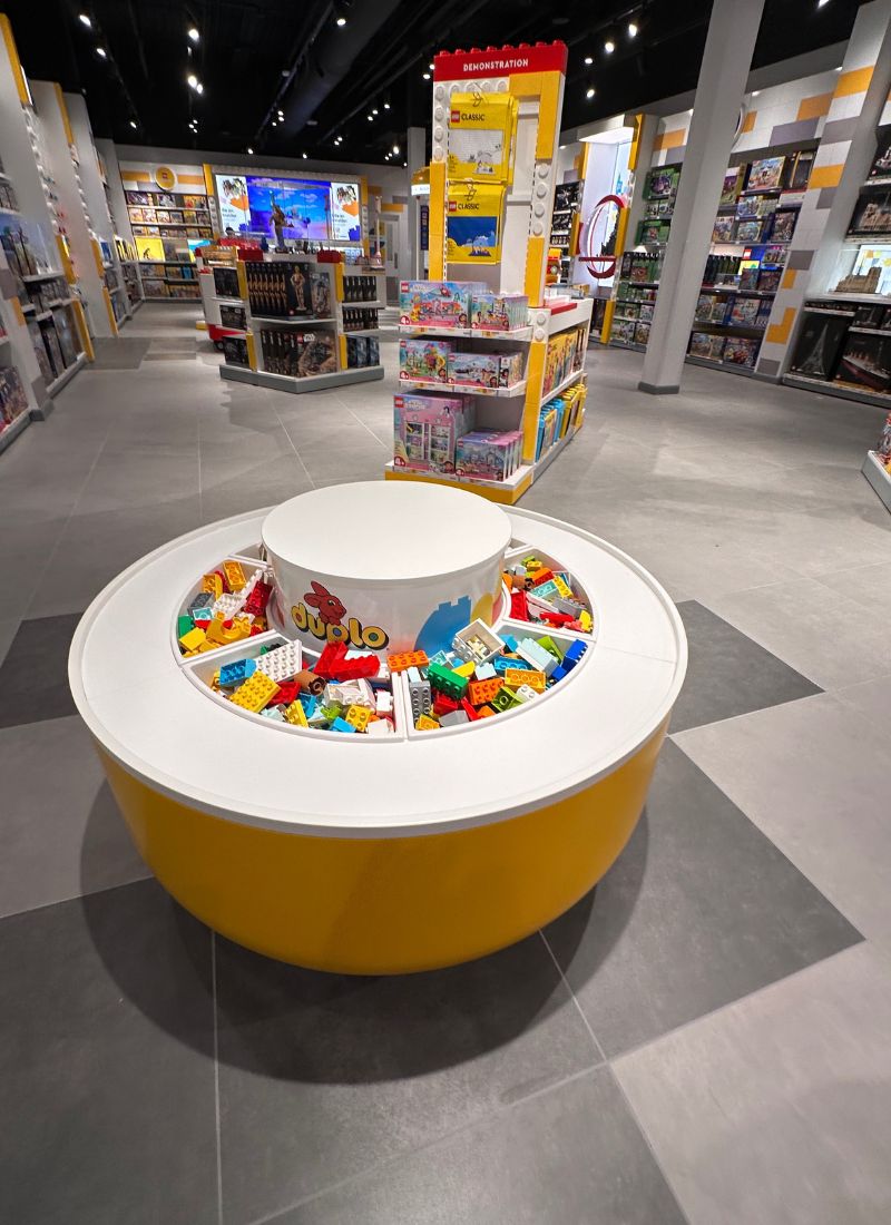 GR LEGO Store DUPLO station