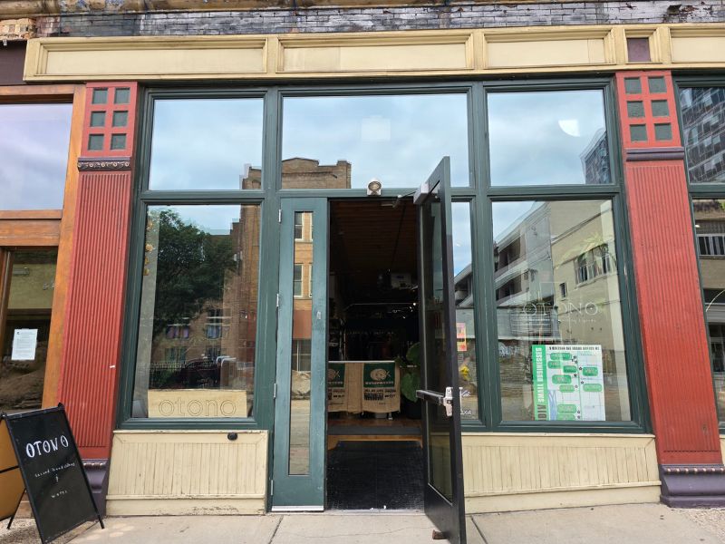 Otono Vintage Store Grand Rapids Exterior